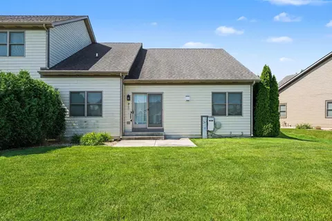 Exterior - 9354 W 107th Pl, Saint John, IN 46373 photo 3 of 3