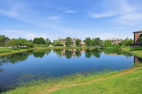 View/Area - 1640 White Oak Cir #2B, Munster, IN 46321 photo 1 of 1
