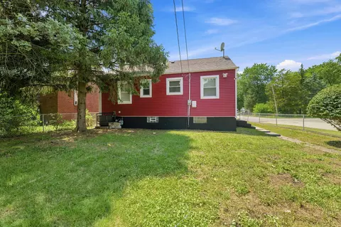 Exterior - 1001 Utah St, Gary, IN 46403 photo 3 of 4