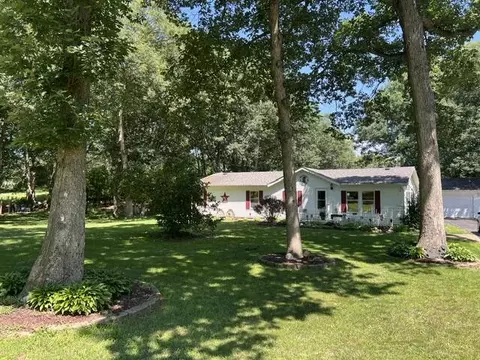 130 W 890, Wheatfield, IN 46392 photo 3