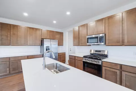 Kitchen - 11015 Delta Dr, Dyer, IN 46311 photo 2 of 3