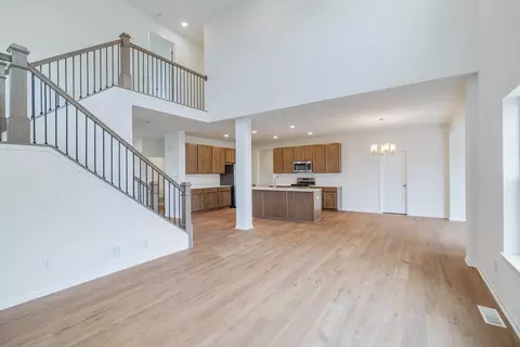 Living - 11015 Delta Dr, Dyer, IN 46311 photo 2 of 3