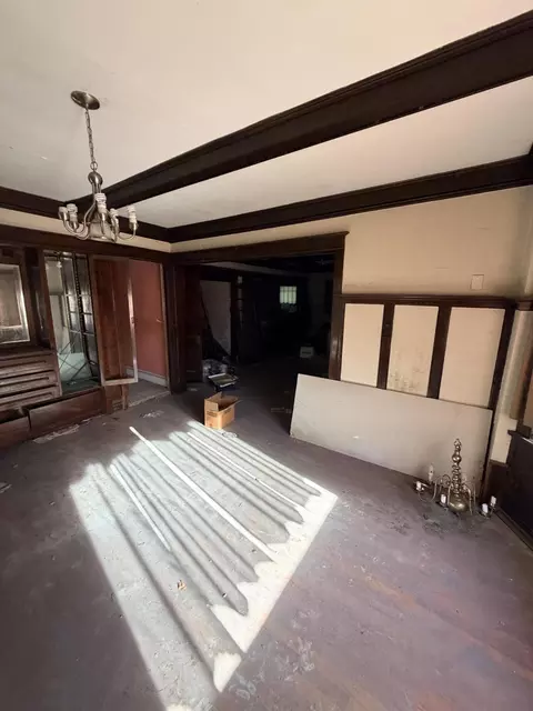 665 Fillmore St, Gary, IN 46402 photo 5
