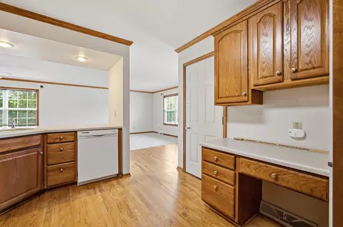 Entry Way - 716-718 7th St, De Motte, IN 46310 photo 1 of 1
