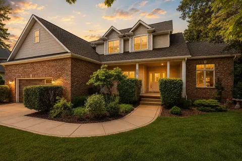 1156 Smallwood Trl, Valparaiso, IN 46385
