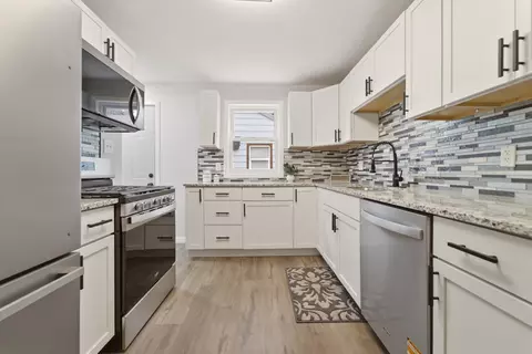 Kitchen - 4627 Richard Gordon Hatcher Blvd, Gary, IN 46408 photo 1 of 5