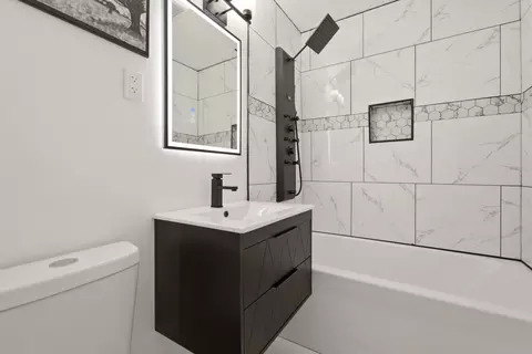 Bath - 4627 Richard Gordon Hatcher Blvd, Gary, IN 46408 photo 1 of 5