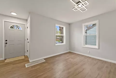 Living - 4627 Richard Gordon Hatcher Blvd, Gary, IN 46408 photo 1 of 3
