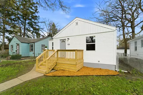 Exterior - 4627 Richard Gordon Hatcher Blvd, Gary, IN 46408 photo 2 of 3
