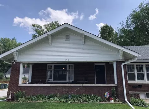 308 Brown St, Valparaiso, IN 46383