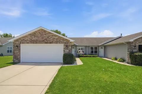 4577 W 73rd Ct, Merrillville, IN 46410