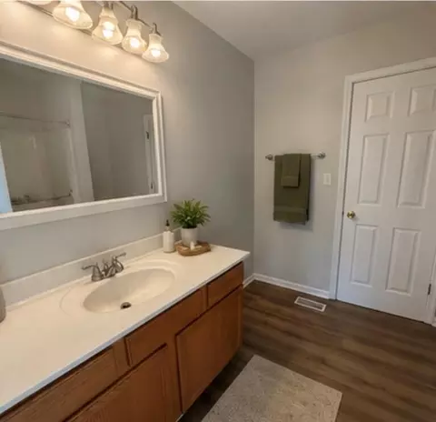 871 Flagstone Dr, Dyer, IN 46311 photo 7