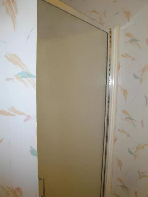 Bath - 8805 Janeway Ct #K8, Munster, IN 46321 photo 2 of 3