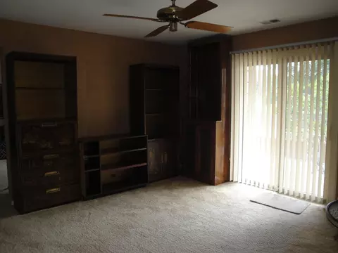 Living - 8805 Janeway Ct #K8, Munster, IN 46321 photo 5 of 5