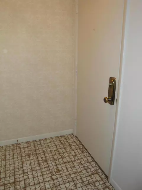 Entry Way - 8805 Janeway Ct #K8, Munster, IN 46321 photo 1 of 1