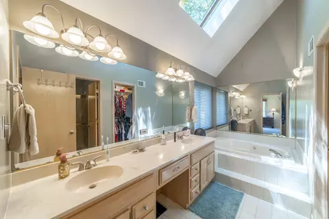Bath - 8479 Christopher Dr, Saint John, IN 46373 photo 1 of 3