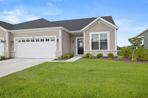 3961 Reflection Pl, Valparaiso, IN 46385