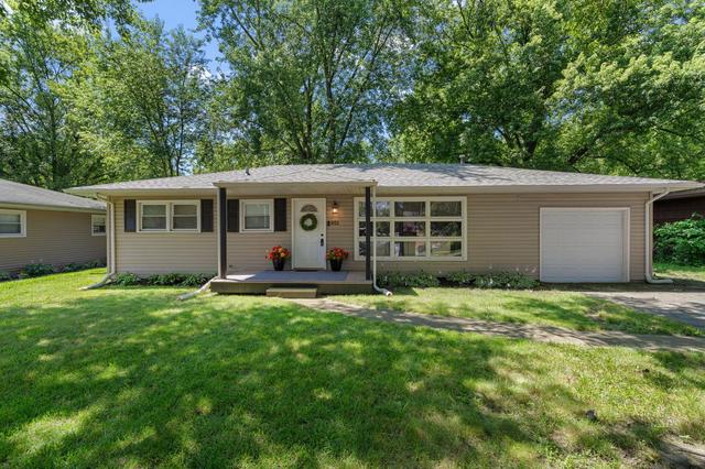 652 N Guyer St, Hobart, IN 46342