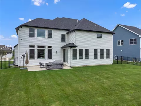 2062 Louis Dr, Crown Point, IN 46307 photo 22