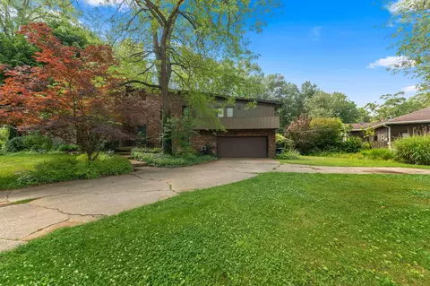 6155 Sunrise Ave, Portage, IN 46368