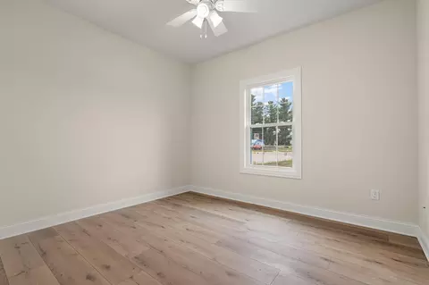 Bedroom - 1601 Elderberry St, De Motte, IN 46310 photo 2 of 5