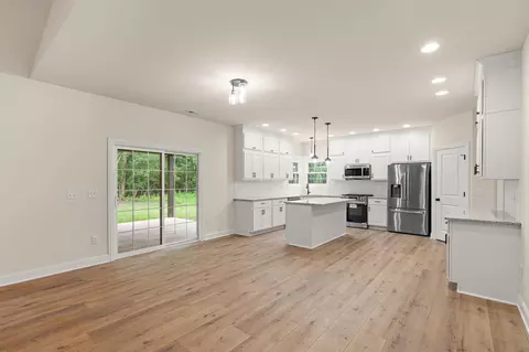 Living - 1601 Elderberry St, De Motte, IN 46310 photo 4 of 5