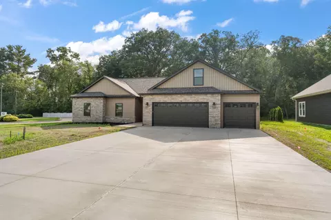 Exterior - 1601 Elderberry St, De Motte, IN 46310 photo 9 of 9