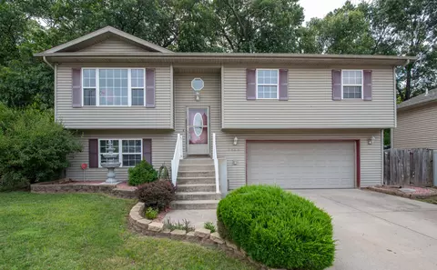 2428 Sea Horse St, Portage, IN 46368