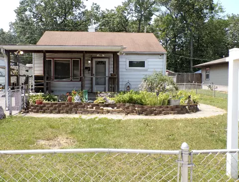 3168 Pulaski St, Hobart, IN 46342