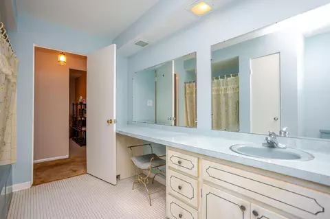 515 W 77th Ave, Dyer, IN 46311 photo 10