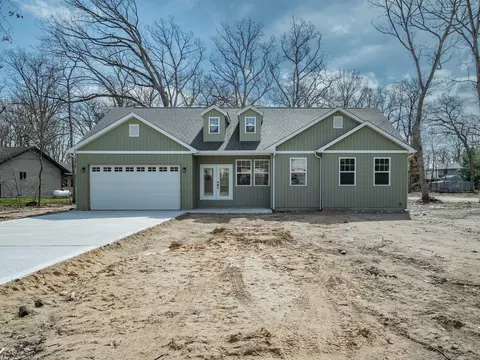11337 Quail Run Dr, Wheatfield, IN 46392 photo 1