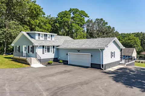 7015 W 132nd Ave, Cedar Lake, IN 46303