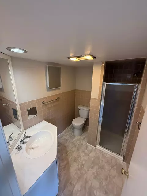 2006 Atchison Ave, Whiting, IN 46394 photo 3