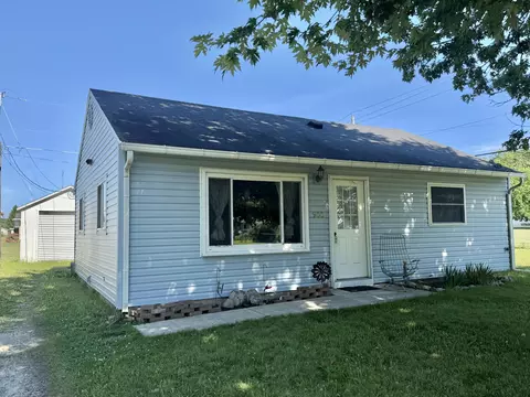 900 Villa Ter, Kendallville, IN 46755