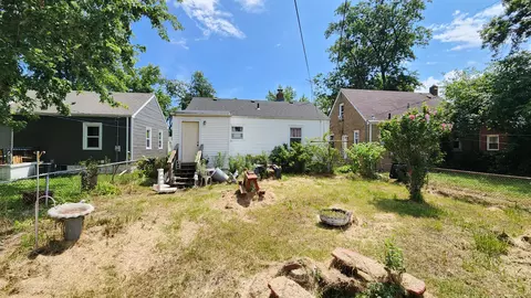Exterior - 4748 Jackson St, Gary, IN 46408 photo 3 of 4