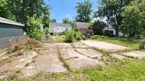 Exterior - 4748 Jackson St, Gary, IN 46408 photo 2 of 4