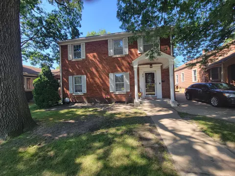 49 Wildwood Rd, Hammond, IN 46324
