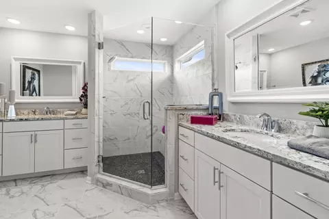 Bath - 5699 Onyx Ave, Lowell, IN 46356 photo 2 of 5