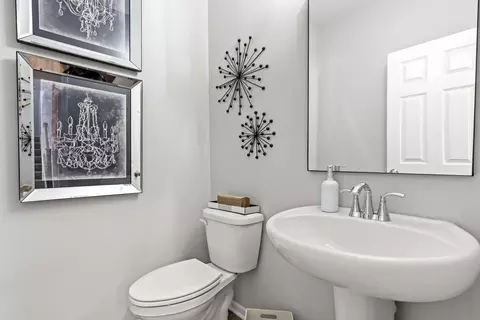 Bath - 5699 Onyx Ave, Lowell, IN 46356 photo 1 of 5