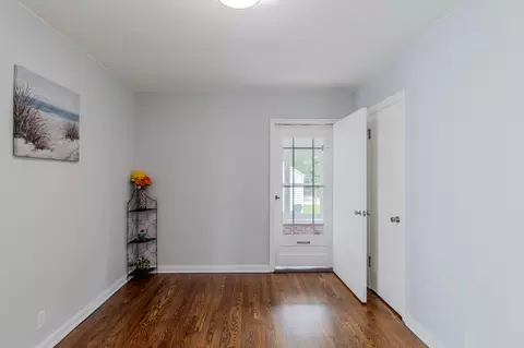 555 Taft Pl, Gary, IN 46404 photo 15