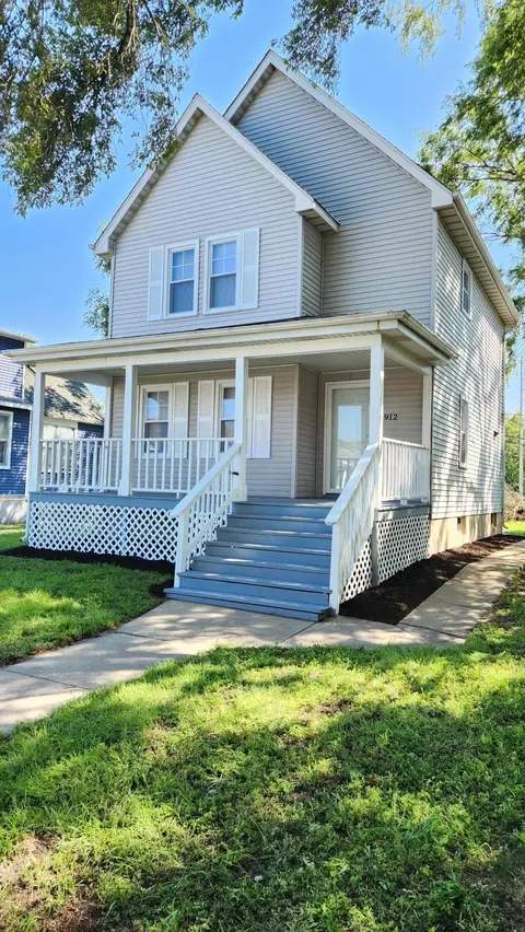 912 Sibley St, Hammond, IN 46320