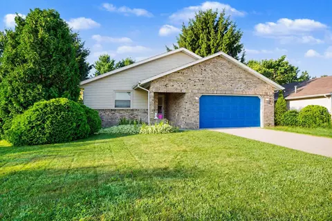 212 E Dunn Rd, New Carlisle, IN 46552