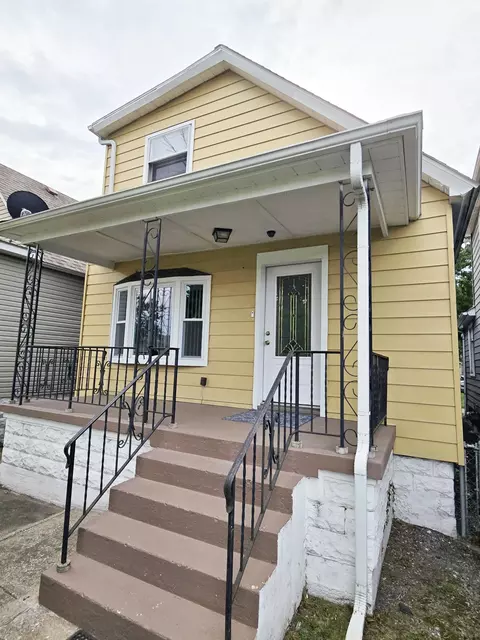 4332 Olcott Ave, East Chicago, IN 46312