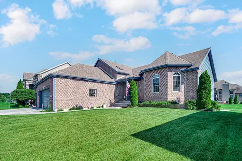 Exterior - 9137 Michigan Dr, Crown Point, IN 46307 photo 3 of 6