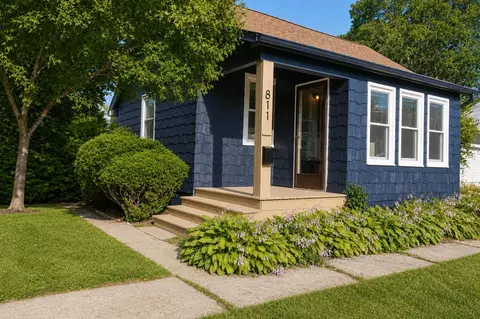 811 Rumely St, La Porte, IN 46350