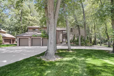 1316 Inverness Ln, Schererville, IN 46375