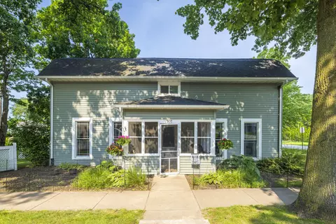 207 Plain St, Westville, IN 46391