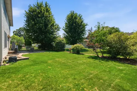 Exterior - 12592 Pennsylvania Pl, Crown Point, IN 46307 photo 3 of 3
