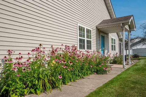 1239 W 95th Ave, Crown Point, IN 46307 photo 2