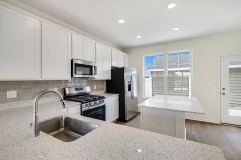 Kitchen - 1603 Parkside Ln #A, Dyer, IN 46311 photo 2 of 3